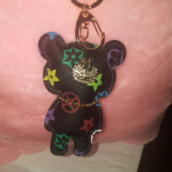 Bear Keychain - Picture 5 of 5